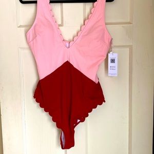 NWT one piece swim suit Cupshe size XXL